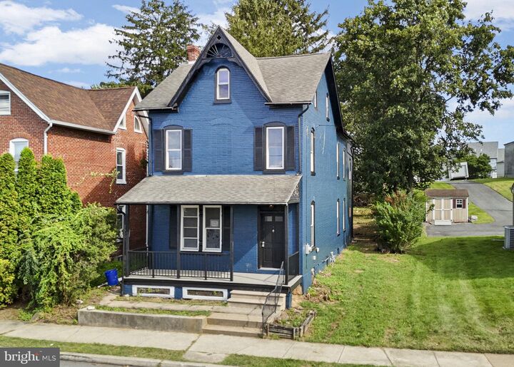 874 Columbia Avenue  Reading PA 19608 photo