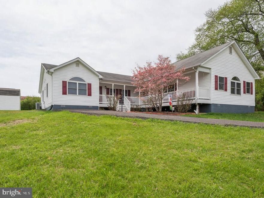 Property Photo:  13185 Jessies Place  MD 20601 
