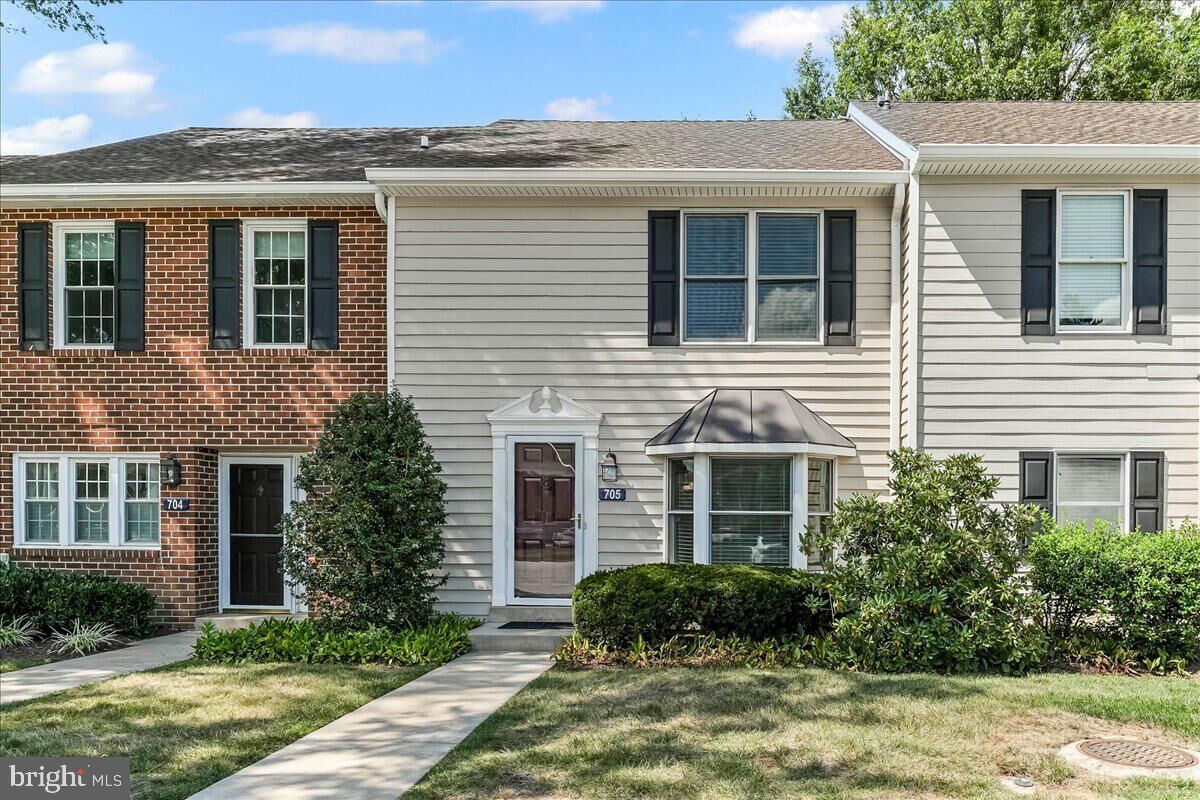 Property Photo: 705 Meadow Court #705 PA 19342