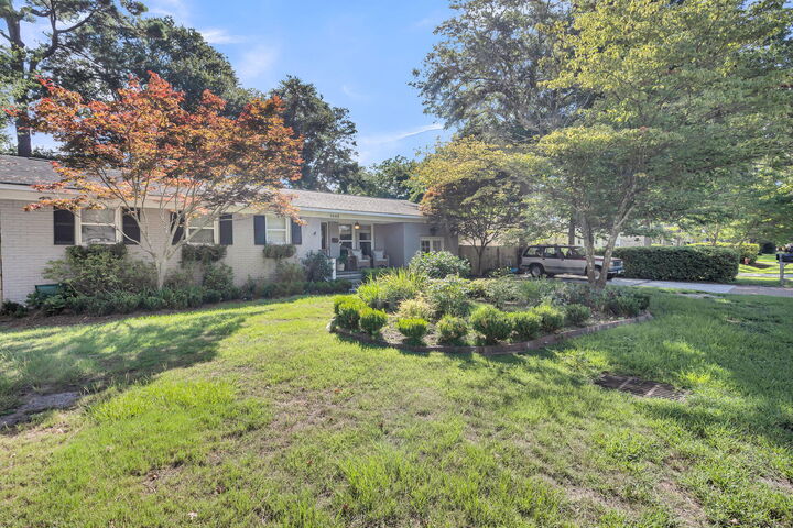 Property Photo: 1443 Heather Drive SC 29464