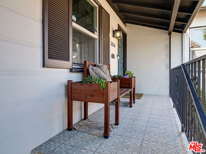 Property Photo: 3316 W 78th St CA 90043