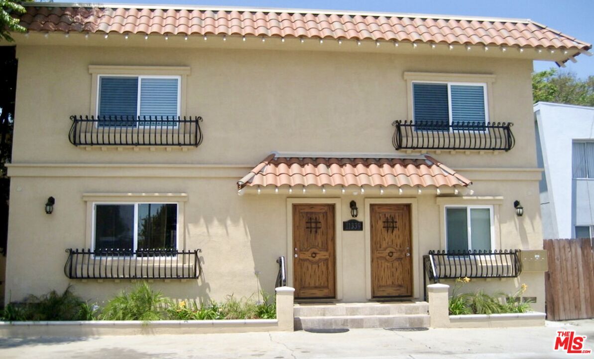 Property Photo:  11339 Venice Blvd  CA 90066