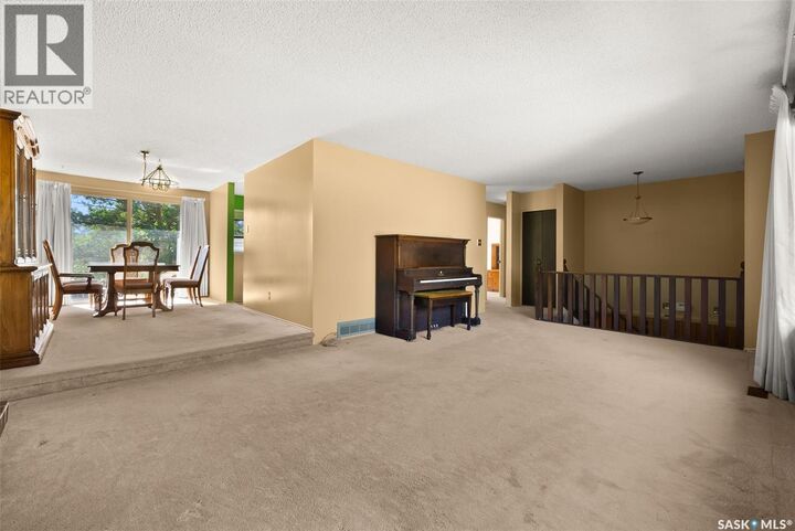 Photo de la propriété: 19 Mayfield Road SK S4V 0B7