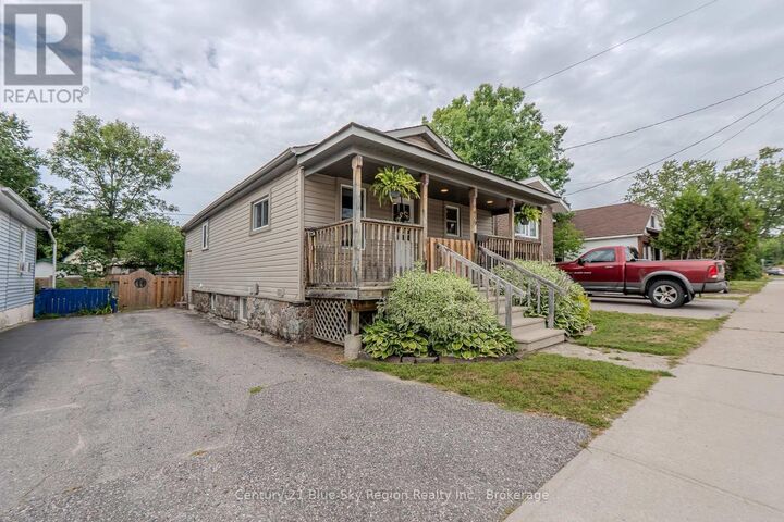 Property Photo: 459 King Street West ON P1B 6A1
