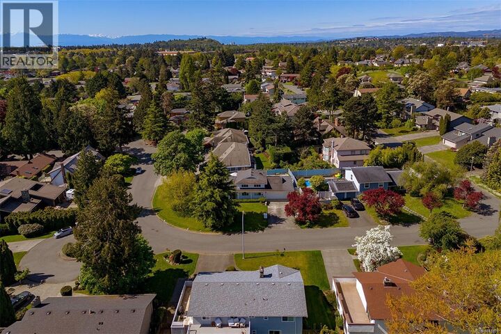 Property Photo: 2295 Greenlands Road BC V8N 5B9