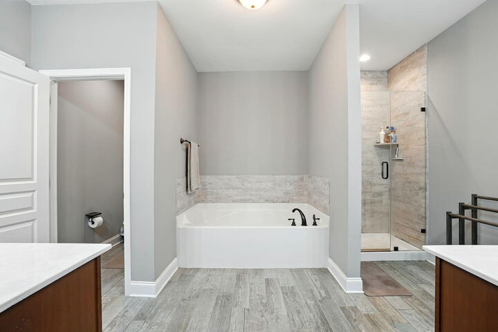 Property Photo: 212 Eleases Crossing FL 32539