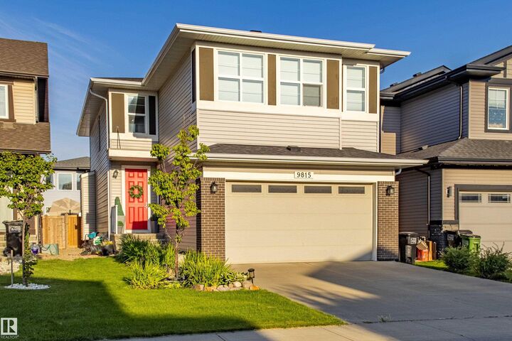 9815 225 Street NW  Edmonton AB T5T 7C1 photo