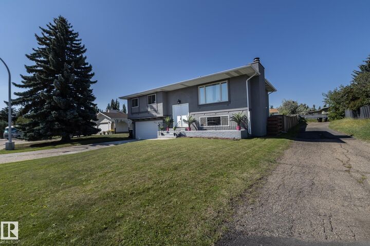 Property Photo:  3516 107 Street NW  AB T6J 1B1 