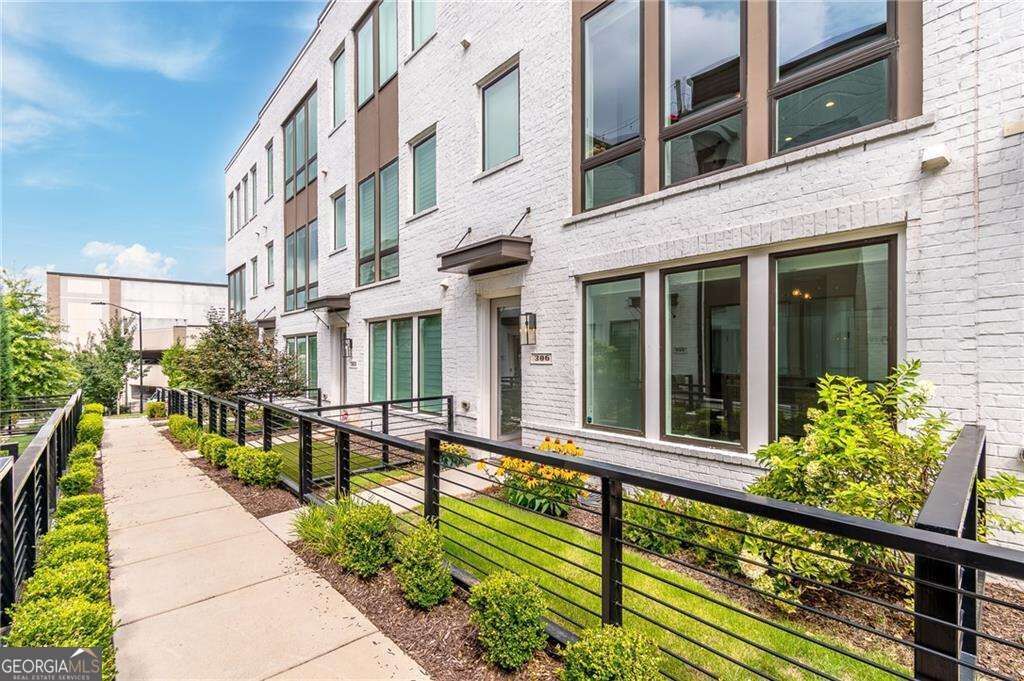 Property Photo:  306 Gibson Street SE  GA 30316 