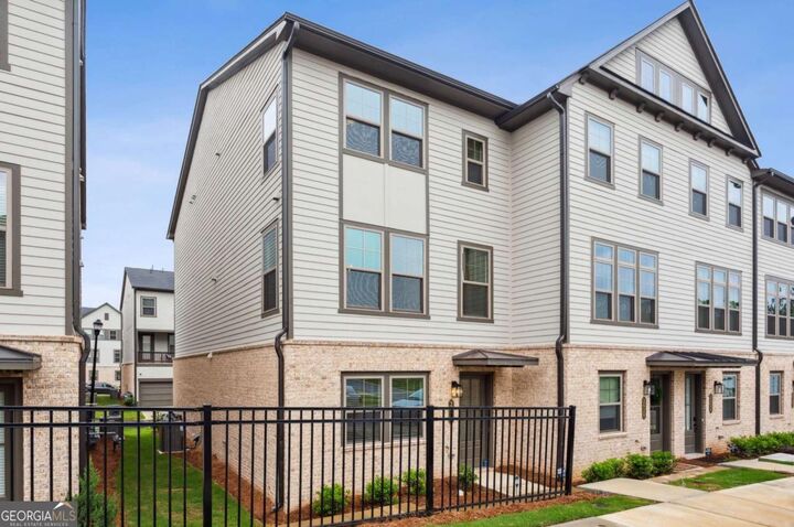 Property Photo: 2632 Caruso Way GA 30339