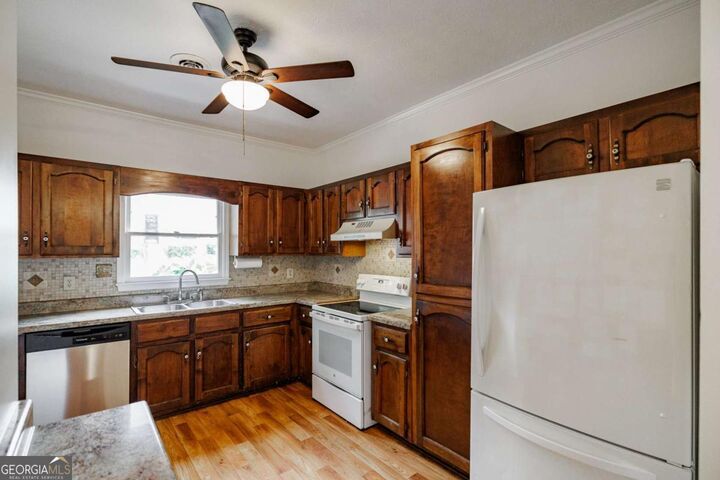 Property Photo:  250 Cleveland Road 228  GA 30622 