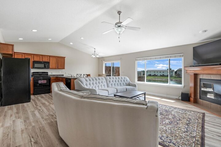 Property Photo: 4805 Algonquin Drive 3 IA 50613