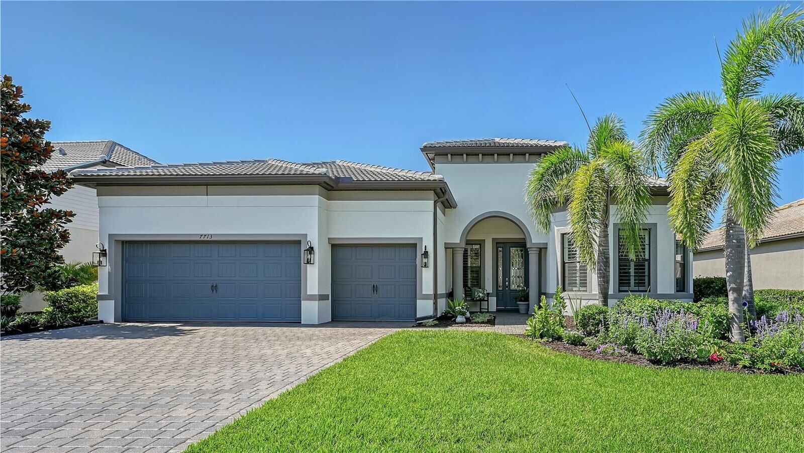 Property Photo: 7713 Mainsail Lane FL 34240