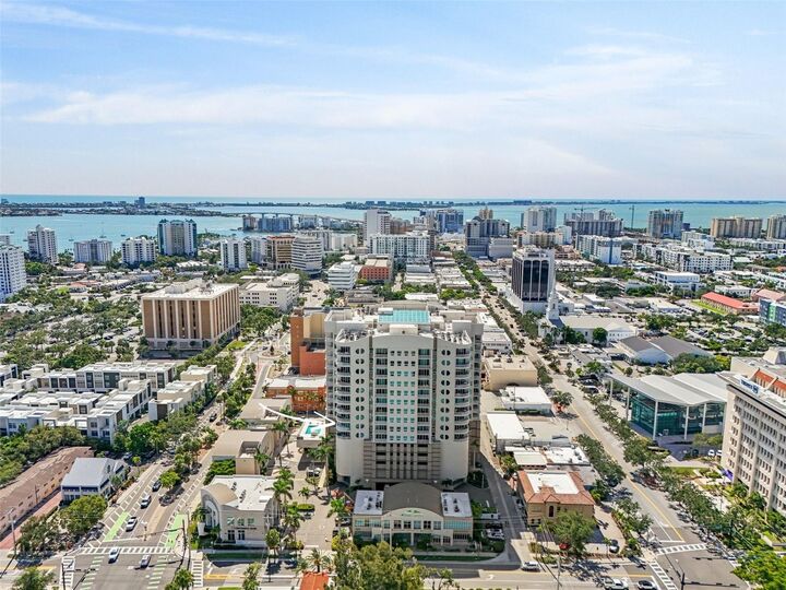 Property Photo:  1771 Ringling Boulevard 707  FL 34236 