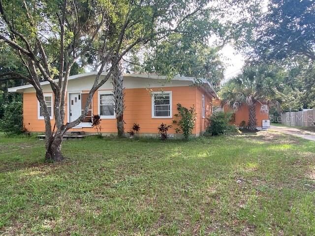 Property Photo: 1608 Moravia Avenue FL 32117