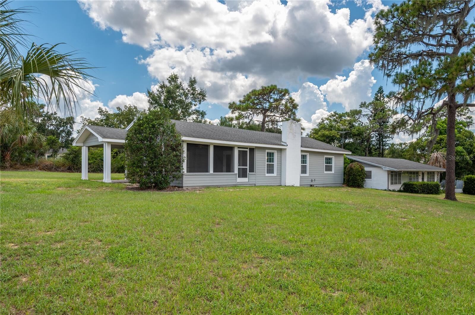 Property Photo:  10 Pine Street  FL 33827 