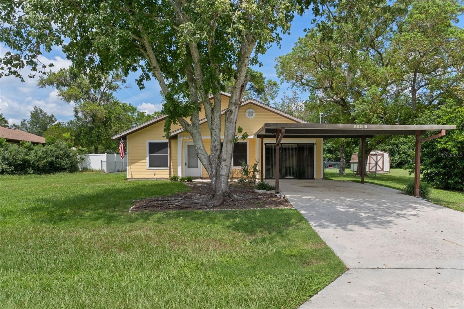 Property Photo:  21557 SW Peach Blossom Street  FL 34431 
