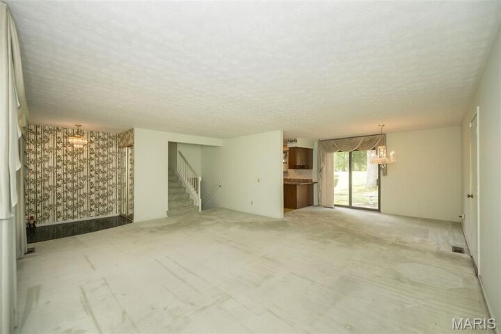 Property Photo: 35 S Meadow Lane IL 62034