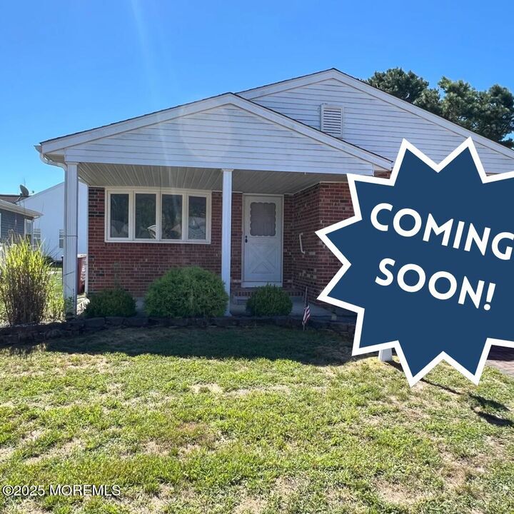93 Paradise Boulevard  Toms River NJ 08757 photo