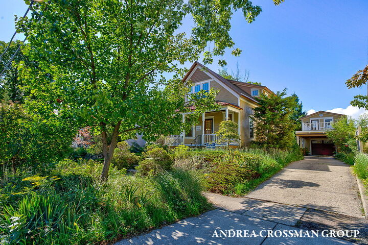 Property Photo:  110 Howard Avenue  MI 49417 