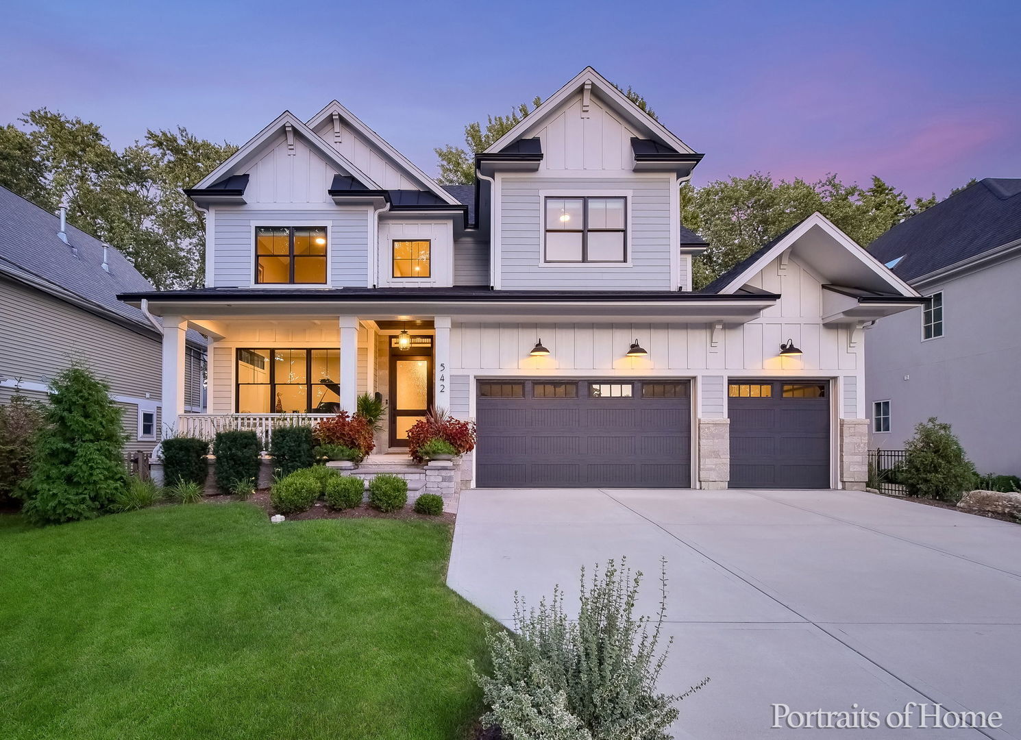 Property Photo:  
