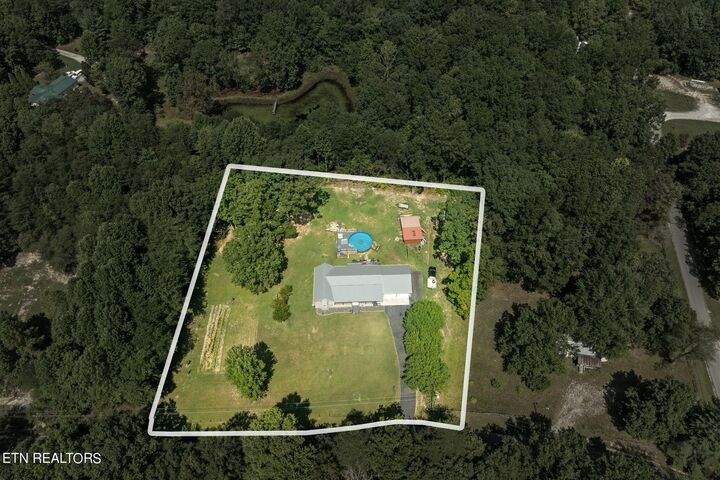 Property Photo: 1259 Model Farm Rd TN 38556