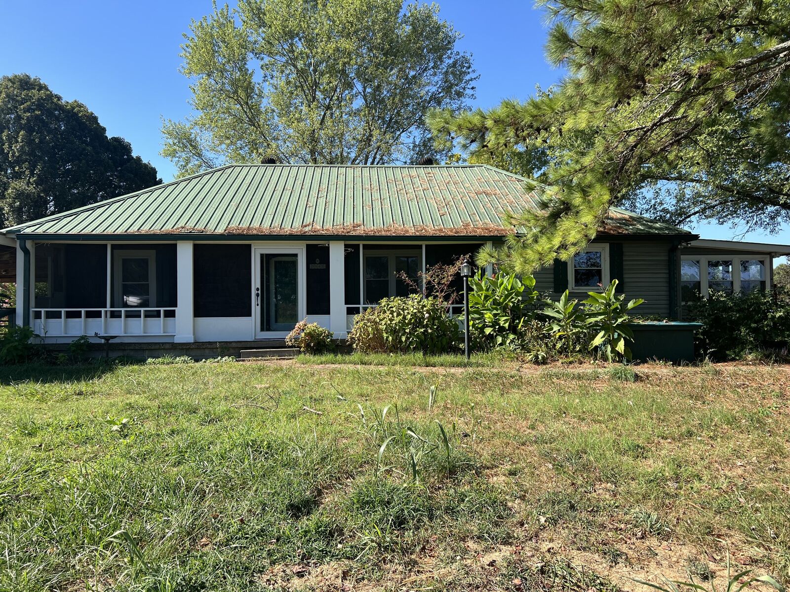 Property Photo: 2043 Lafayette Rd TN 37150