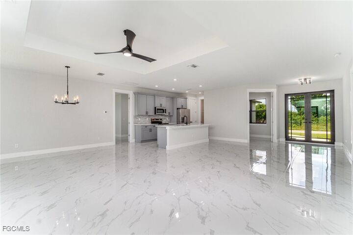 Property Photo:  3113 14th Street SW  FL 33976 