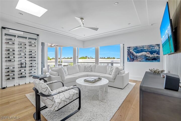 Property Photo:  382 12th Avenue S 4  FL 34102 