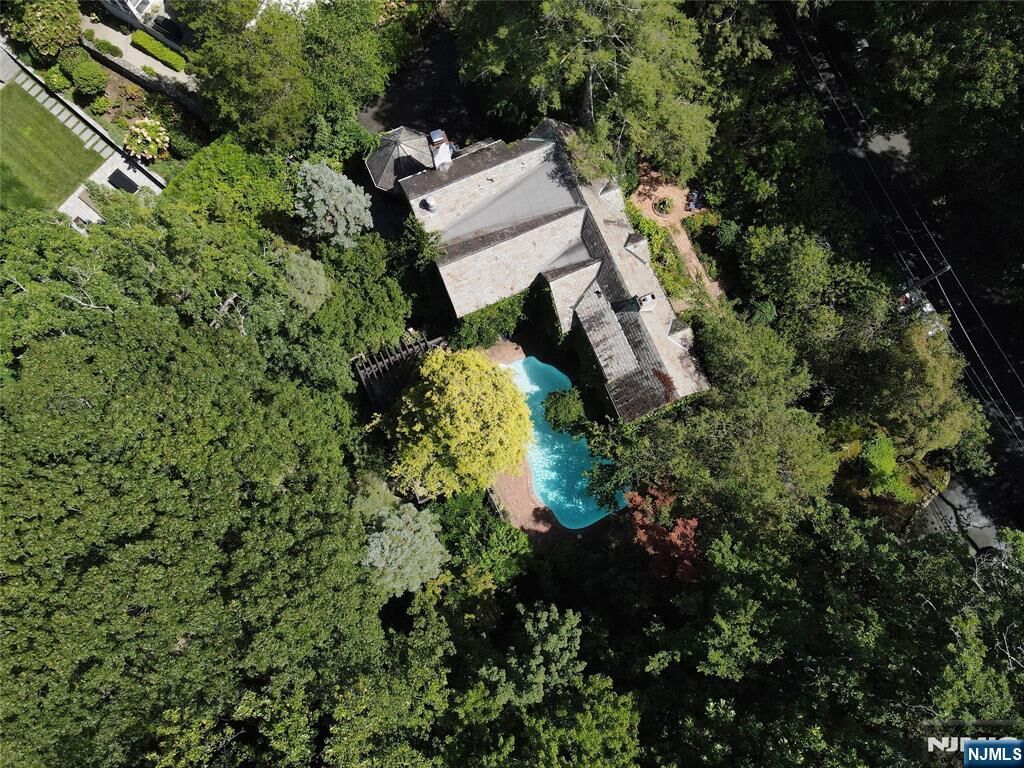 Property Photo: 33 Hawthorne Road NJ 07021