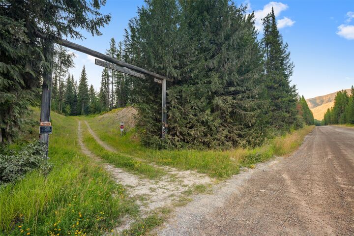 Property Photo:  5750 North Fork Road  MT 59912 