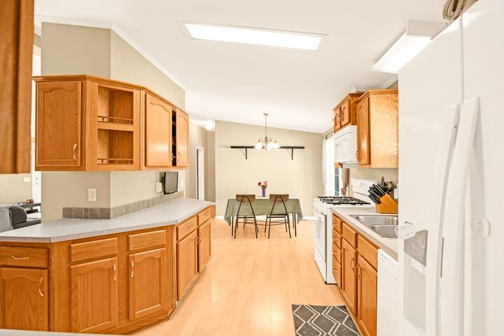 Property Photo:  4 Ivy Lane  NH 03835 