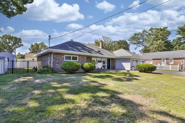 Property Photo: 13 Irving Street NH 03079