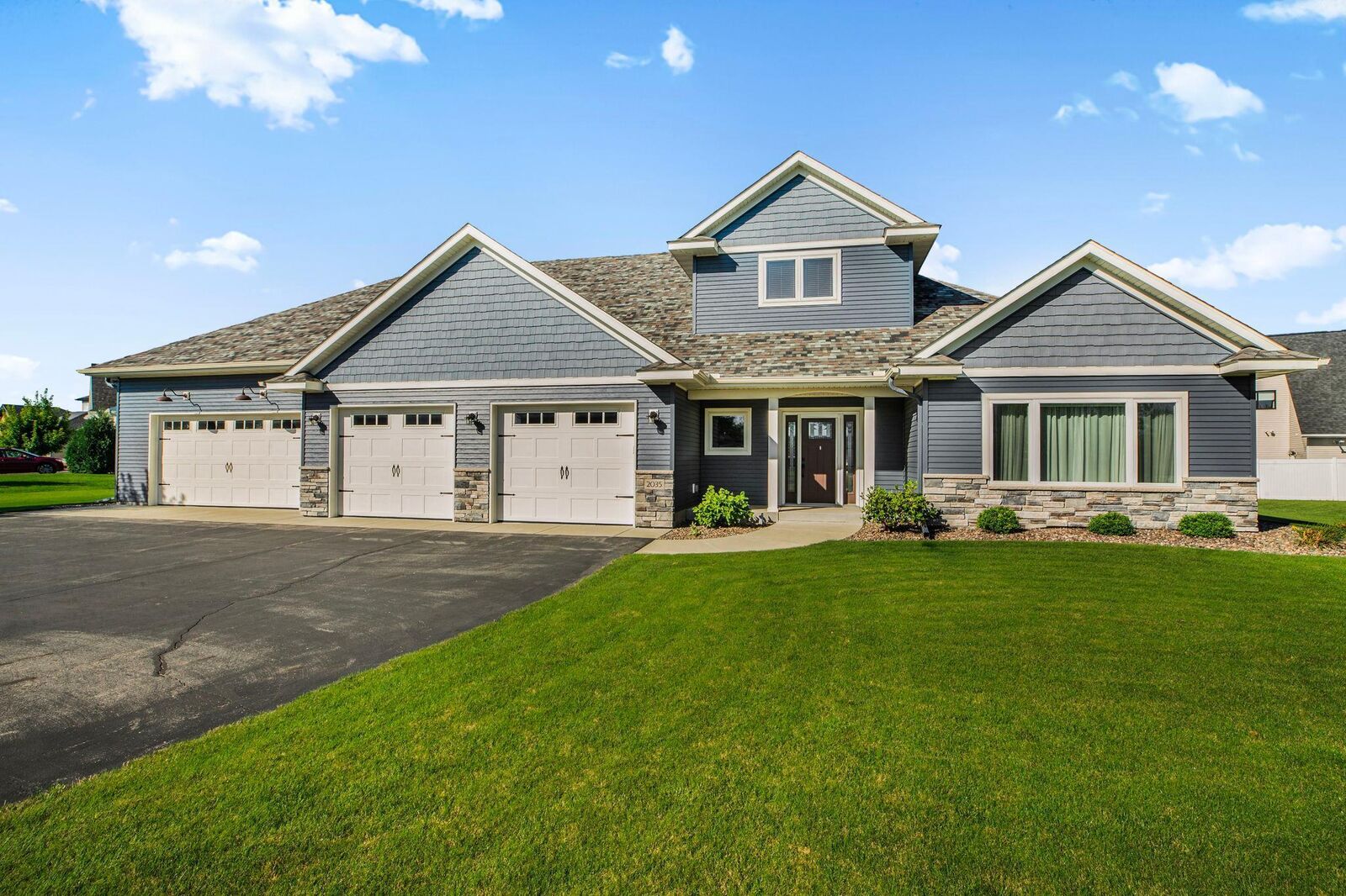 Property Photo:  2035 Sandstone Loop N  MN 56377 