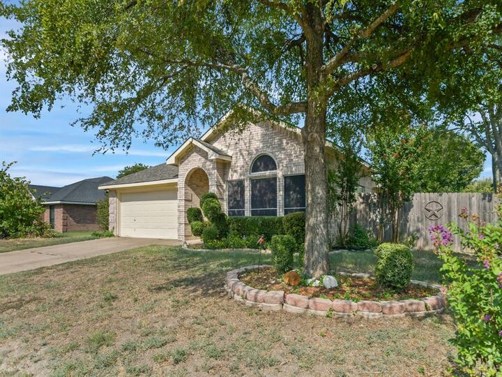 Photo de la propriété: 1422 S 3rd Street TX 76065