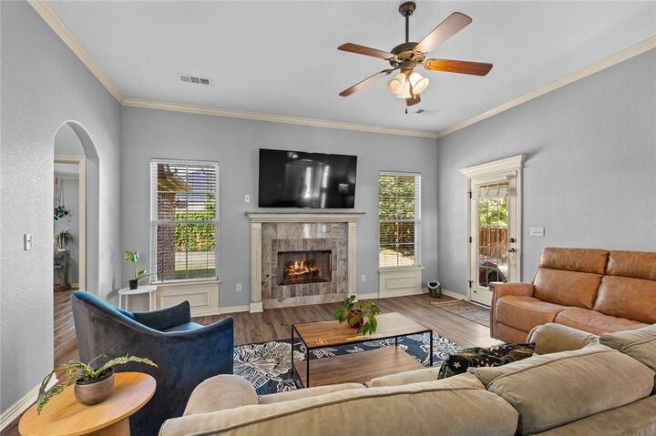 Property Photo: 1621 N Corsica Drive AR 72704