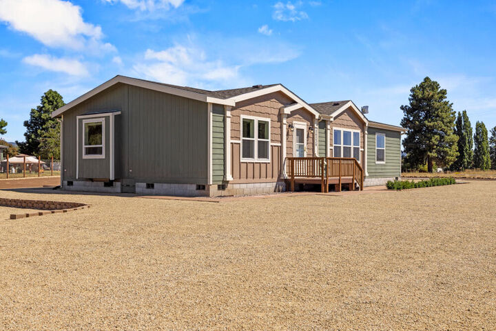 Property Photo: 34234 Glen Drive OR 97624