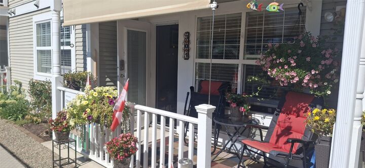 Property Photo:  743 Okanagan Avenue 301  BC V0E 1M0 