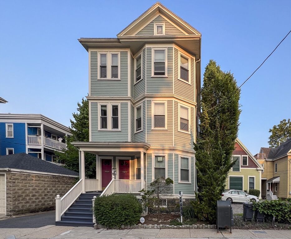 Property Photo:  10 Plainfield St 3  MA 02130 