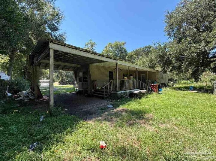 Property Photo: 3474 Jabro Dr FL 32571