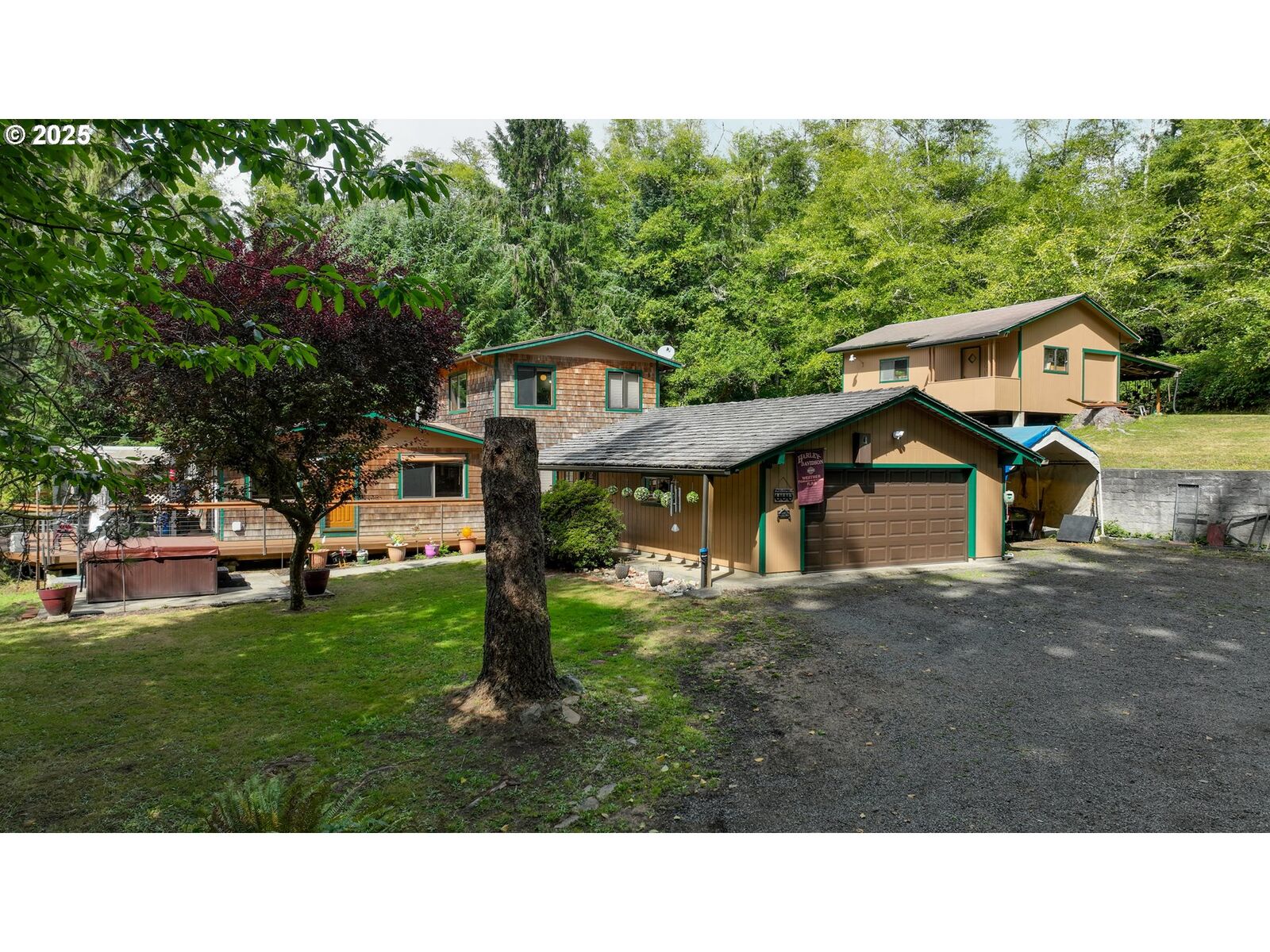 Property Photo: 89869 Highway 202 OR 97103