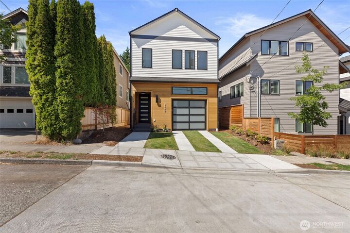 Property Photo: 6543 Chapin Place N WA 98103