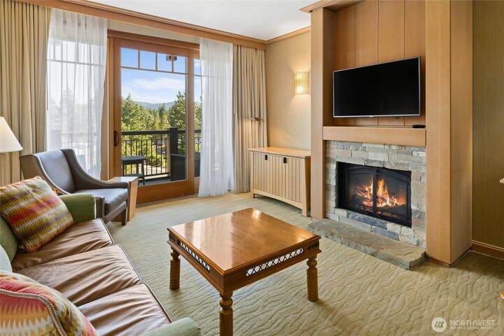 Property Photo:  3600  Suncadia Trail 3060  WA 98922 