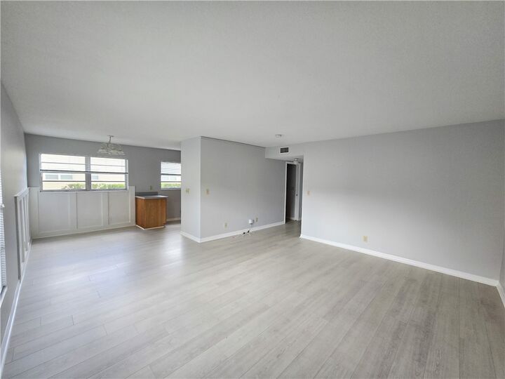 Property Photo:  36 Pine Arbor Lane 102  FL 32962 