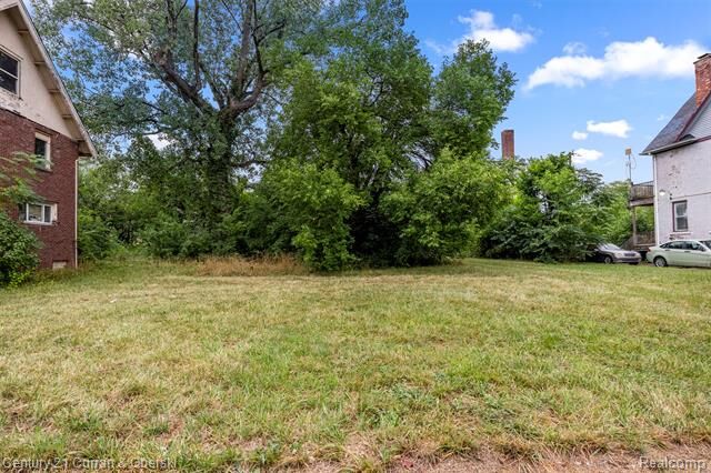 Property Photo: 411 King Street MI 48202