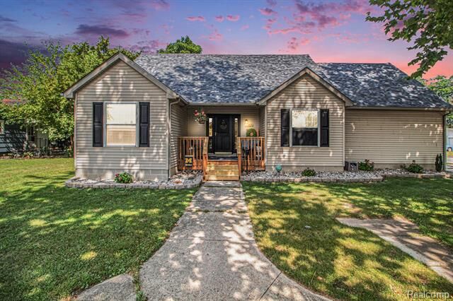 26312 Ypsilanti Street  Flat Rock MI 48134 photo