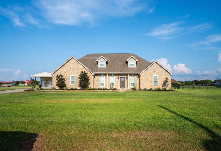 Property Photo: 11715 Ridgecrest Drive TX 77705