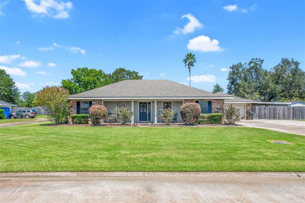 Property Photo:  829 Rampart St Street  LA 70607 