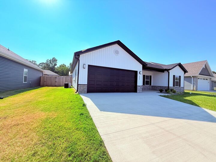 Property Photo:  237 Fair Road  MO 64843 