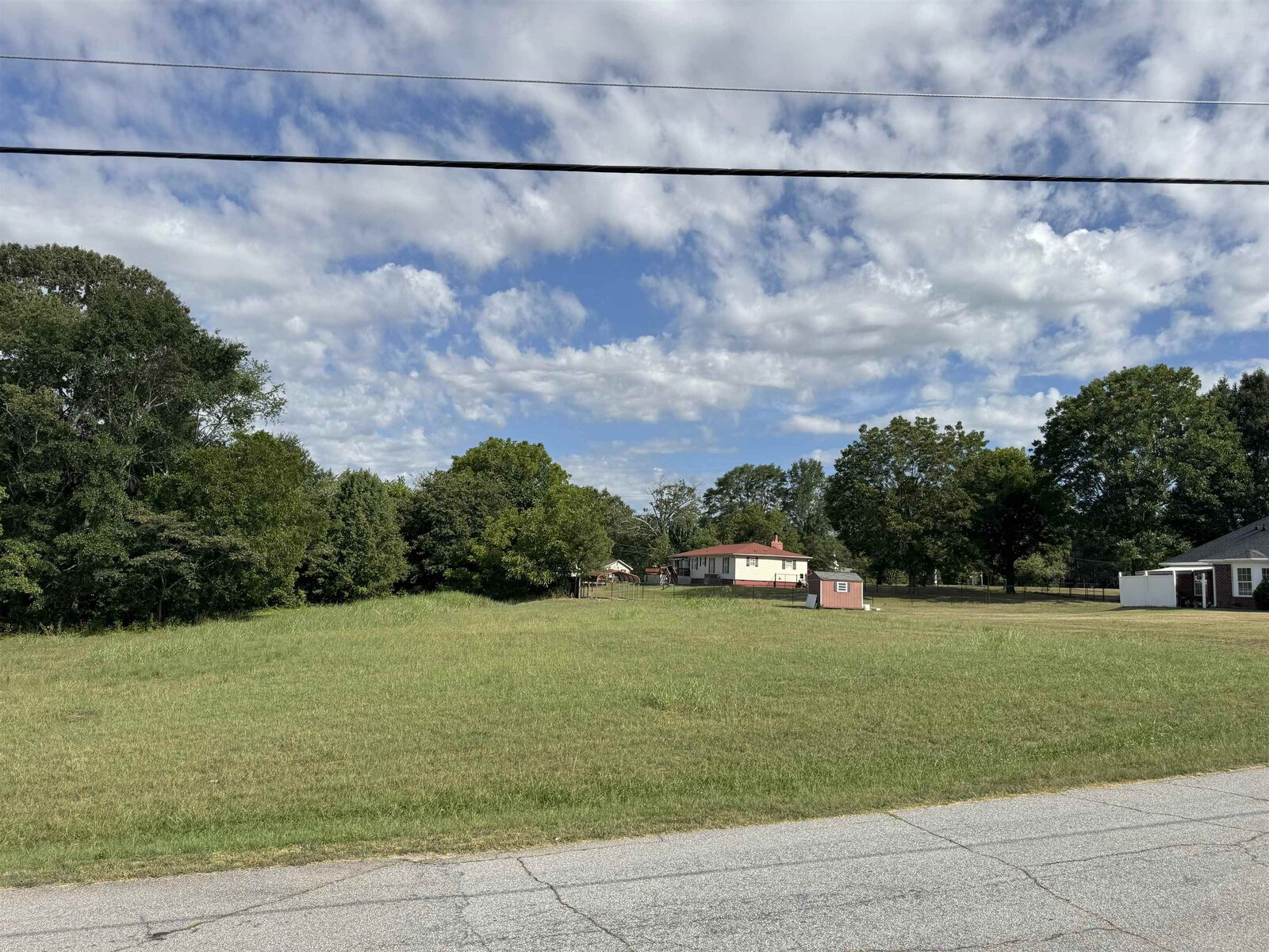 Property Photo: 120 White Oak Drive SC 29651